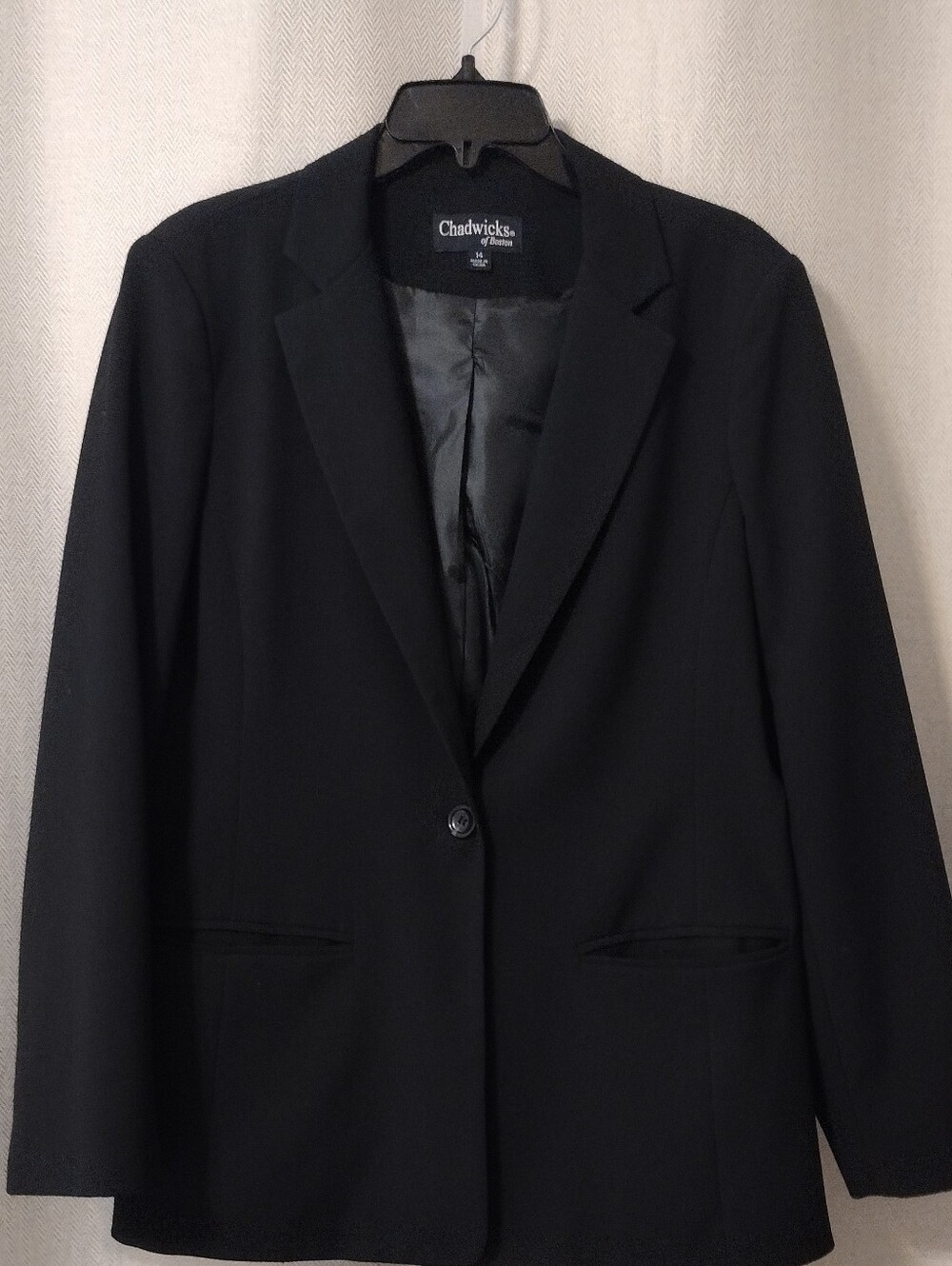 Chadwicks of Boston Black Boyfriend Blazer - Size 14